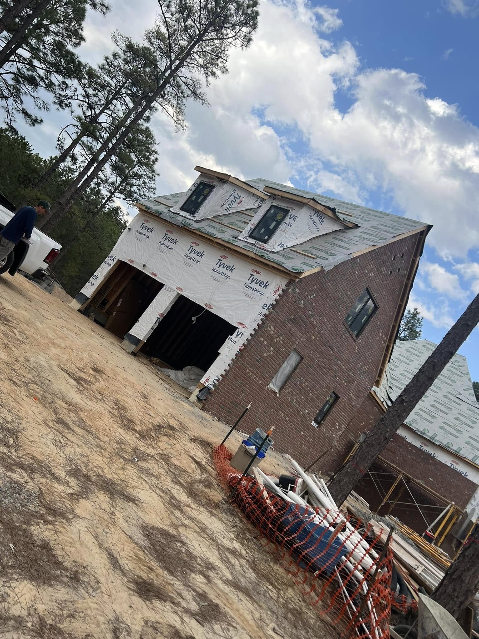 Uwharrie Pro Builders framing and roof wrap on a new build